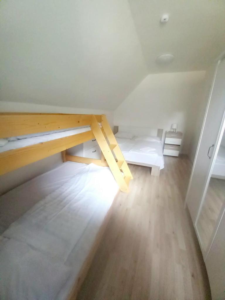 Apartmany Za Sneznikem Dolní Morava Exteriör bild